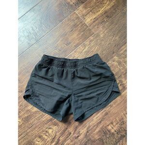 Old Navy Black Shorts (Kids Large)